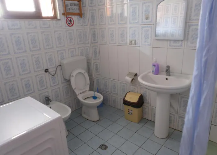 My - Privates And Dorms * Σκόδρα