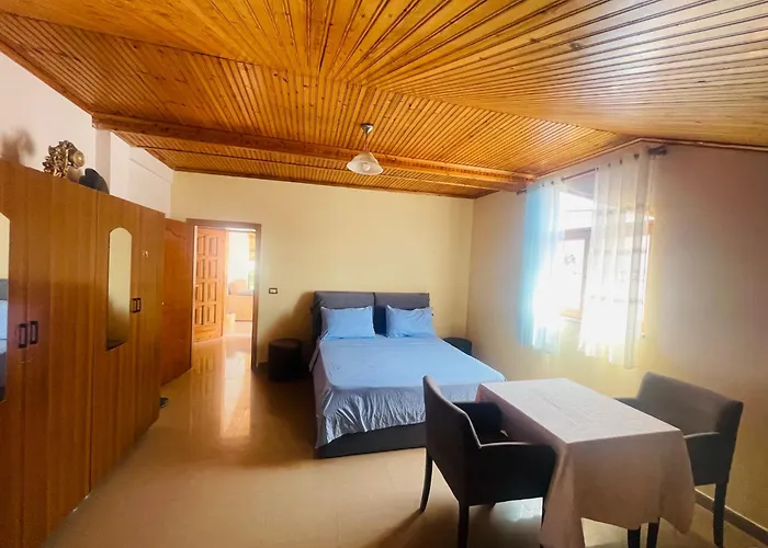 Hostel My - Privates And Dorms Σκόδρα