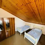 My - Privates And Dorms 호스텔 Shkodër