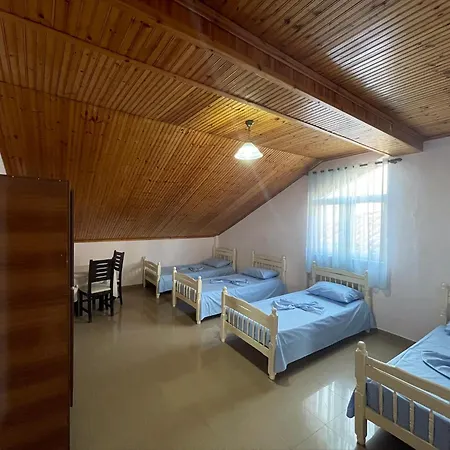 My - Privates And Dorms 旅馆 Shkodër