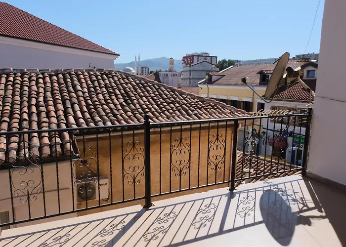 My - Privates And Dorms Hostel *